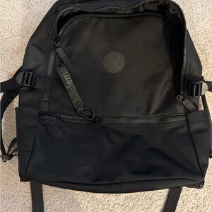 lululemon athletica new crew black backpack